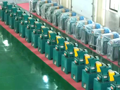 擠壓篩分一體機(jī)-肥料造粒機(jī)